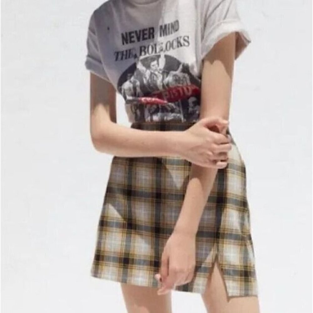 Urban Outfitters Yellow Plaid Mini Skirt Women's XS Preppy Academia Clueless Y2K